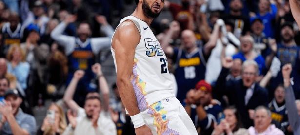 体育游戏-关于穆雷在巴塞罗那比赛中重返赛场，败北引发热议！的信息